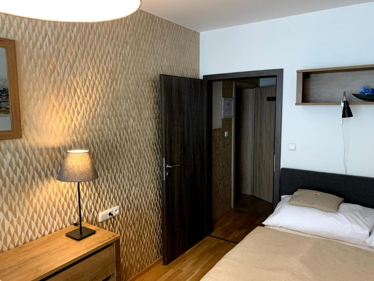 Apartment Rezidence - Javor & Wellness Zelezna Ruda Exterior photo